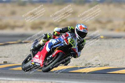 media/Dec-08-2024-CVMA (Sun) [[267e5a7075]]/Race 2-Amateur Supersport Open/